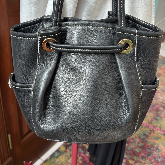 Fossil Thick black leather shoulder bag bucket bag Hobo bag excellent cond - Picture 4 of 17